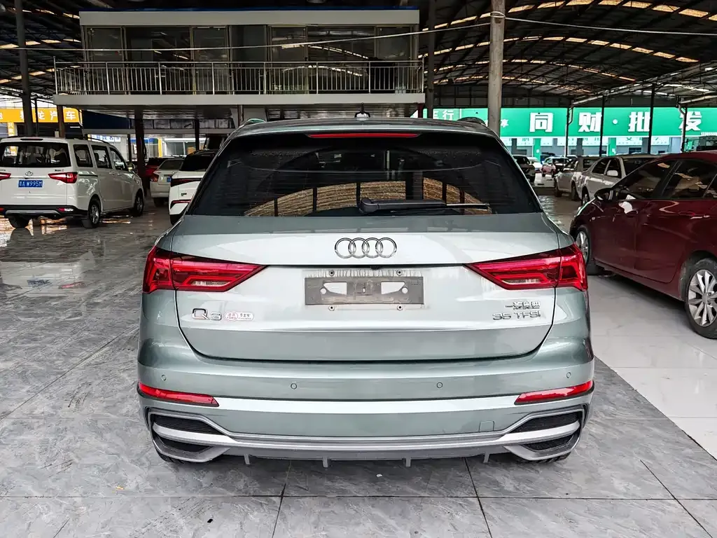 Audi Q3 — фото 6