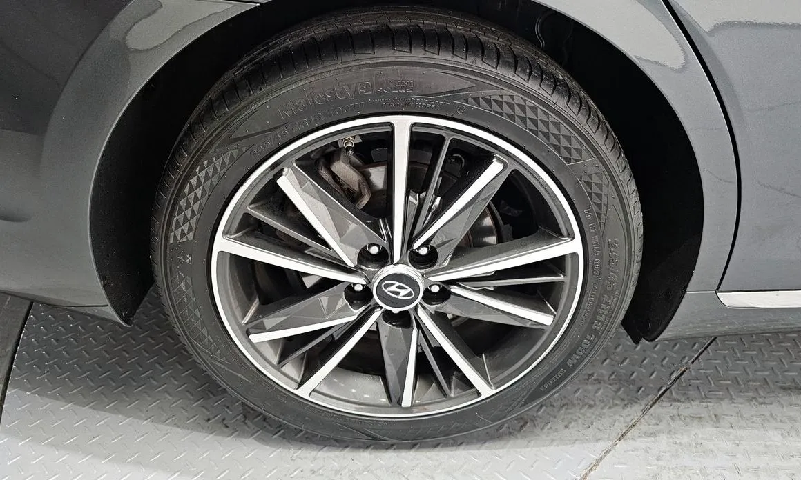 Hyundai Grandeur — фото 10