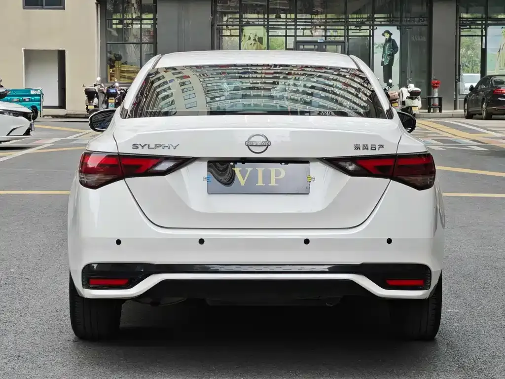 Nissan Sylphy — фото 6
