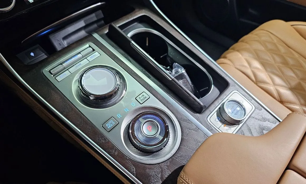 Genesis GV80 — фото 10