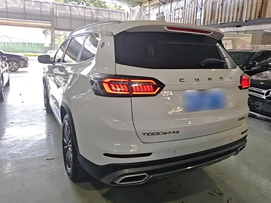 Chery Tiggo 8 — фото 6