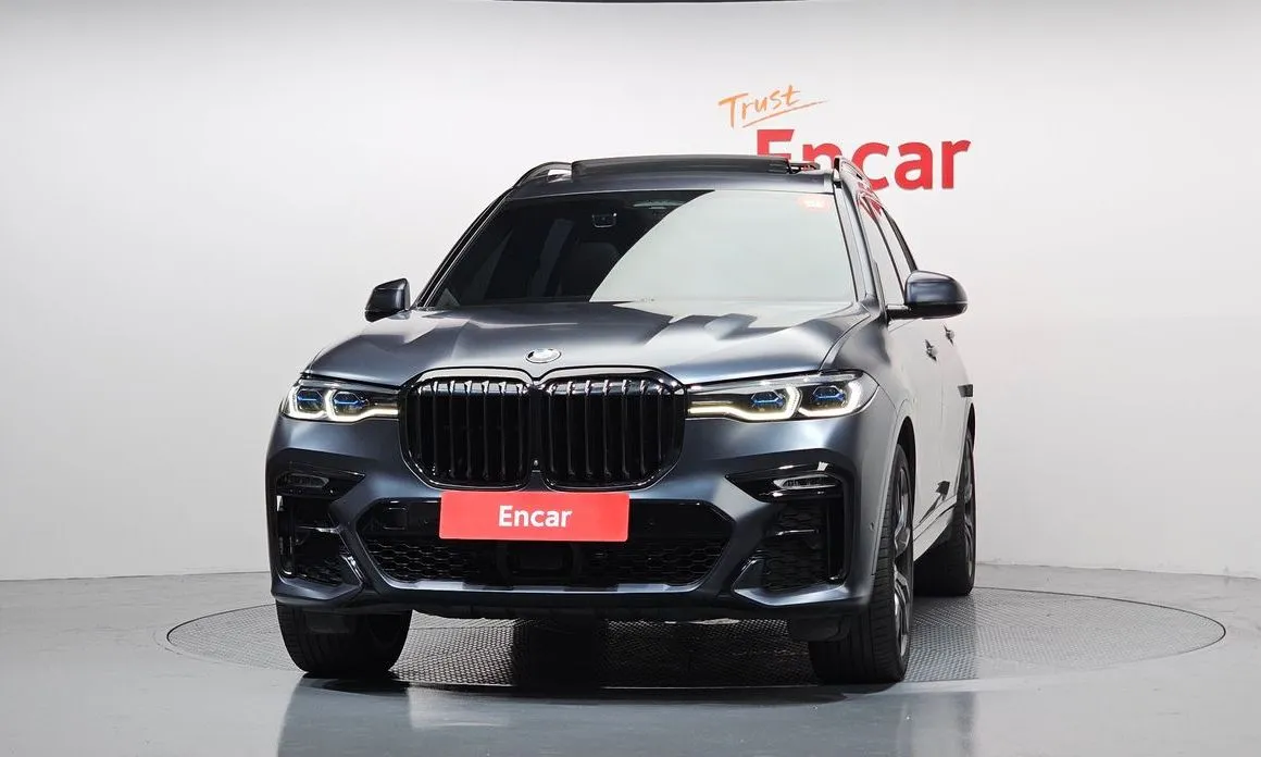 BMW X7 — фото 2