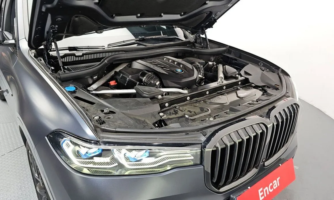 BMW X7 — фото 10