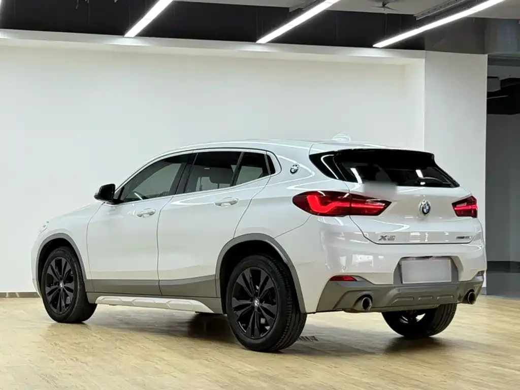 BMW X2 — фото 8