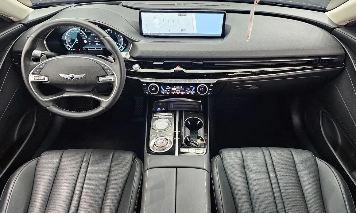 Genesis G80 — фото 10