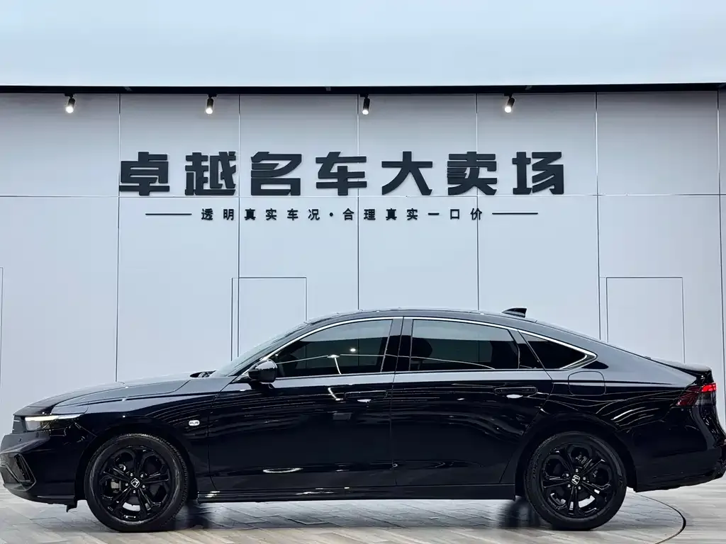 Honda Accord — фото 3