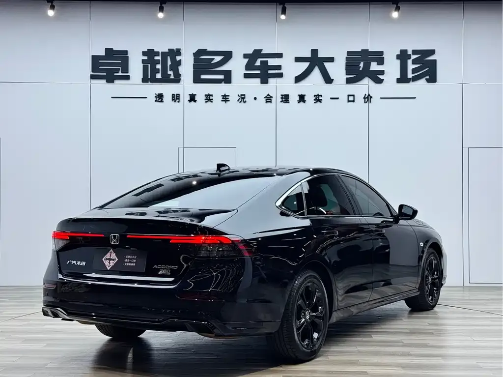 Honda Accord — фото 6
