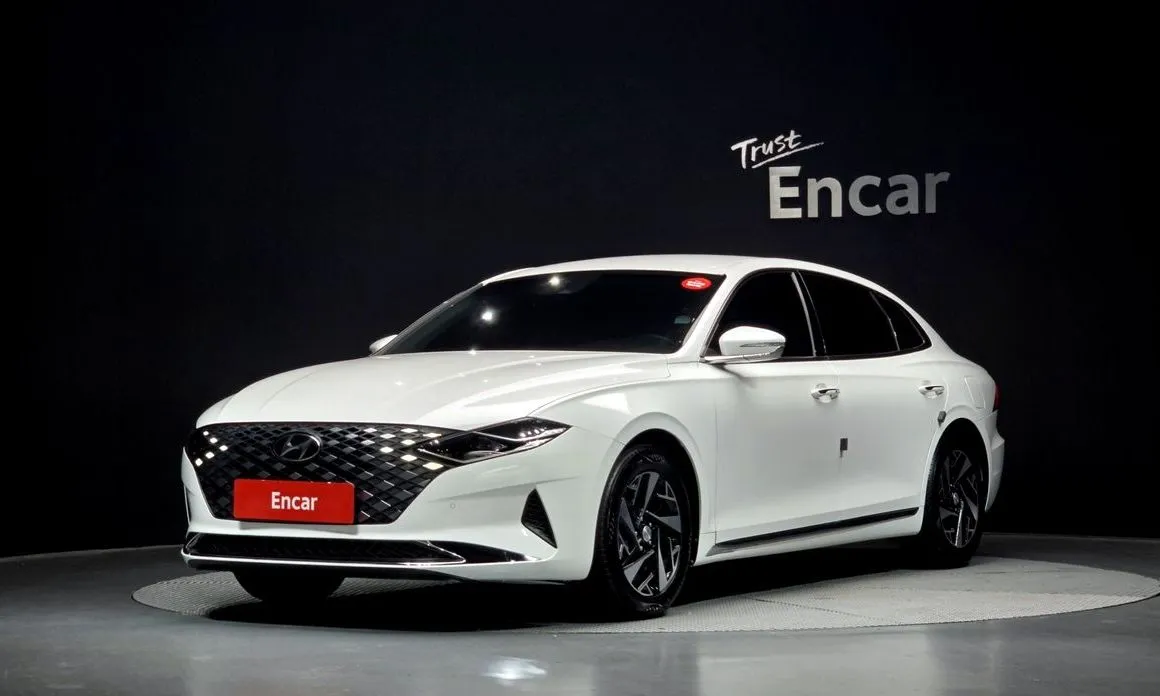 Hyundai Grandeur — фото 1