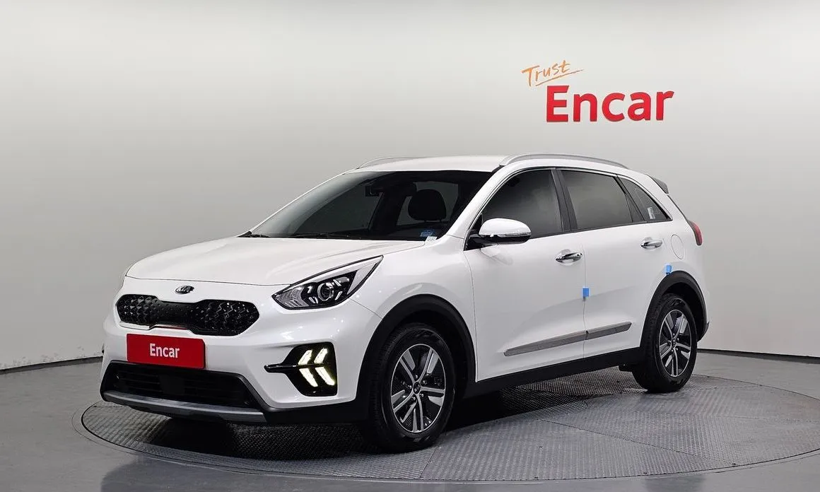 Kia Niro — фото 1