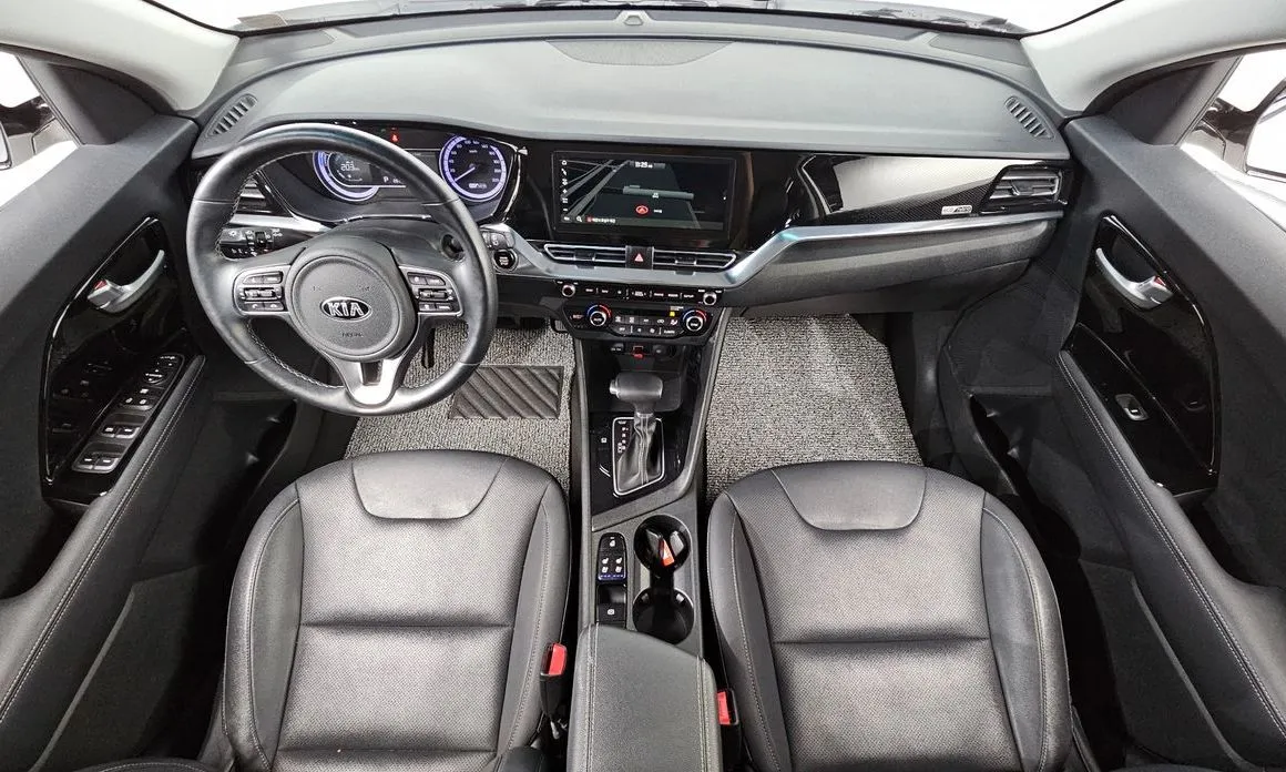 Kia Niro — фото 10