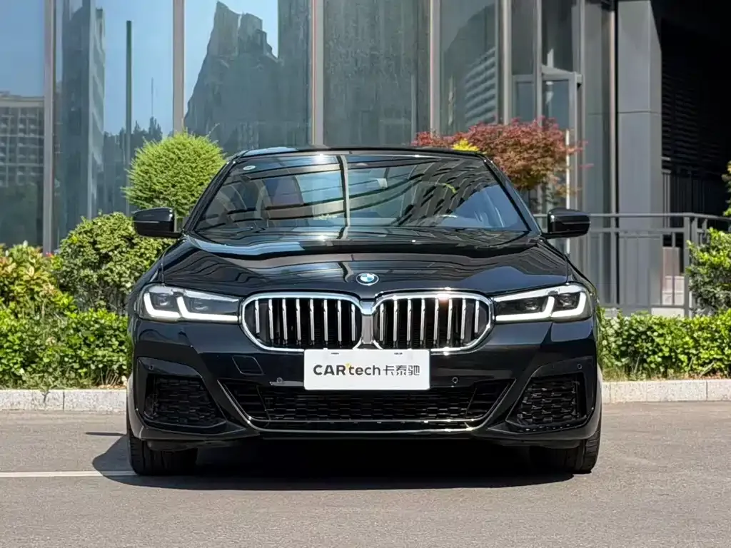 BMW 5 Series (Import) — фото 2