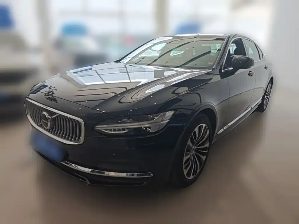 Volvo S90 — фото 1