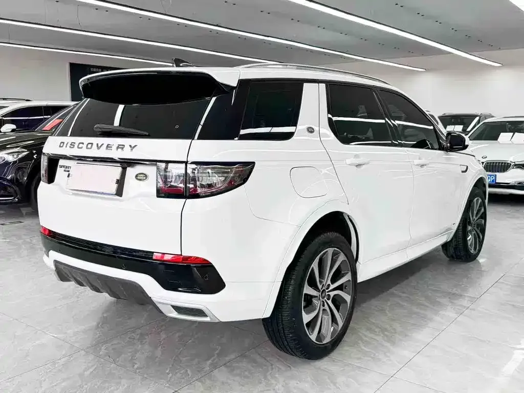 Land Rover Discovery Sport — фото 2