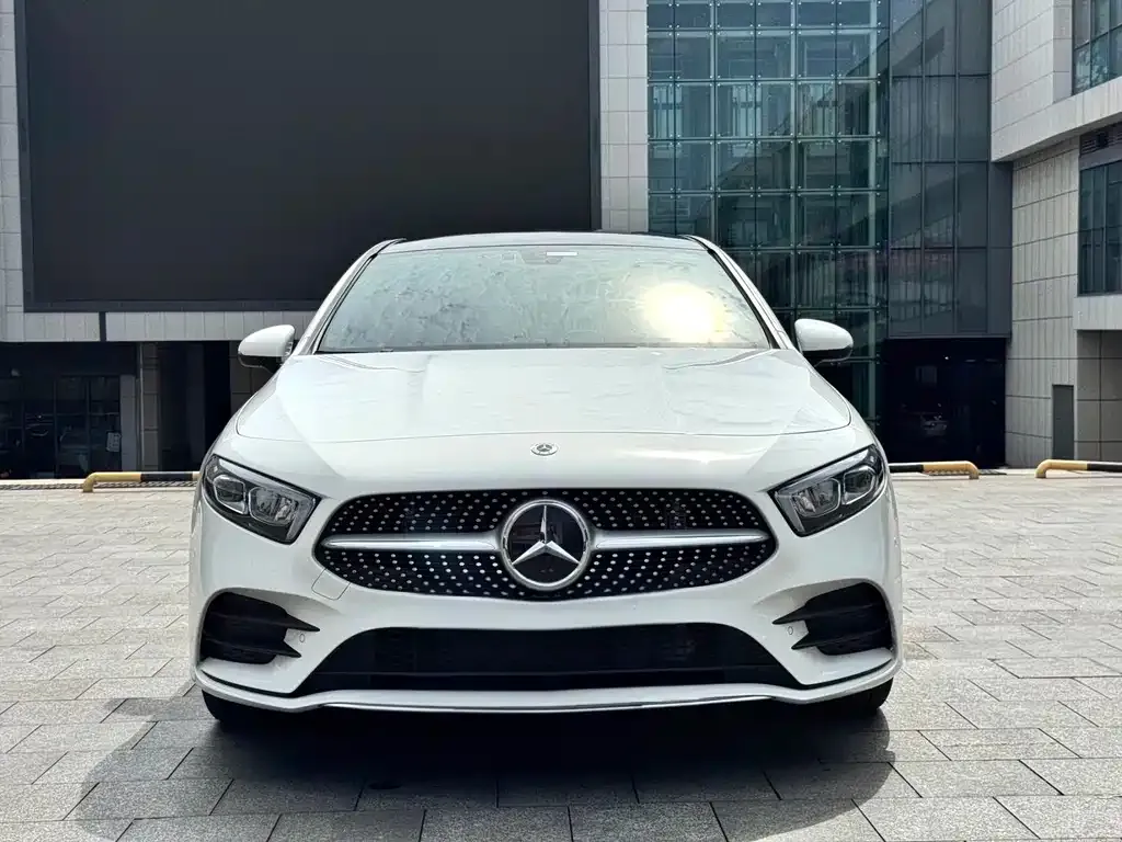 Mercedes-Benz A-Class — фото 8