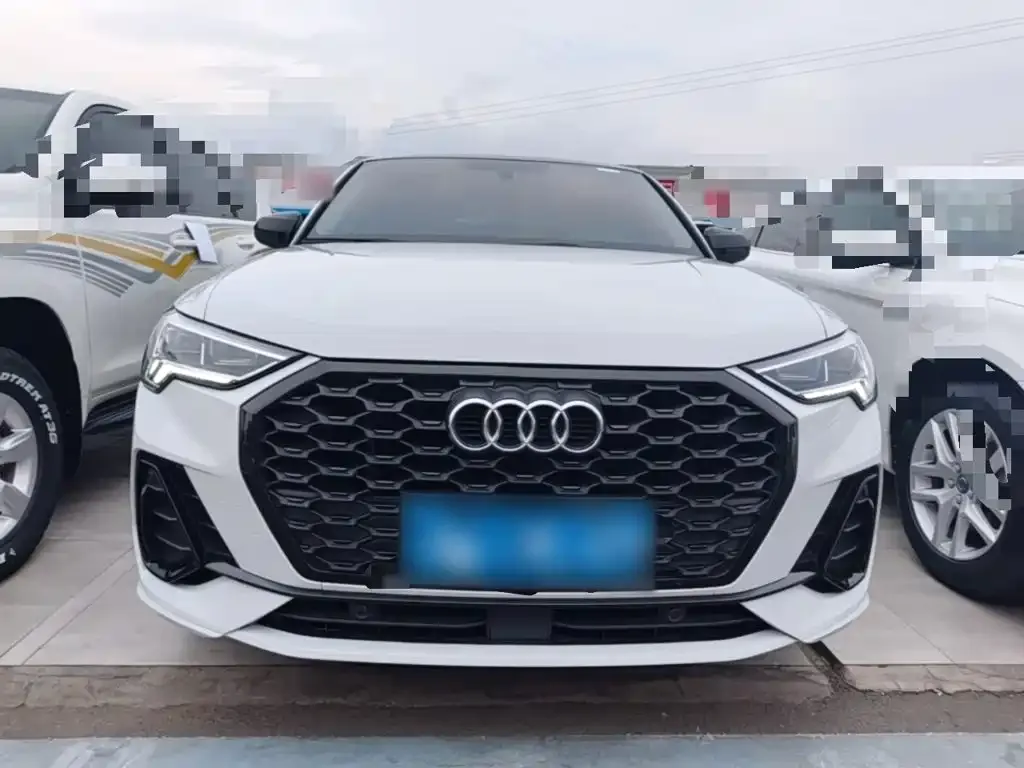 Audi Q3 Sportback — фото 2