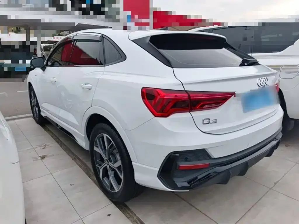 Audi Q3 Sportback — фото 3