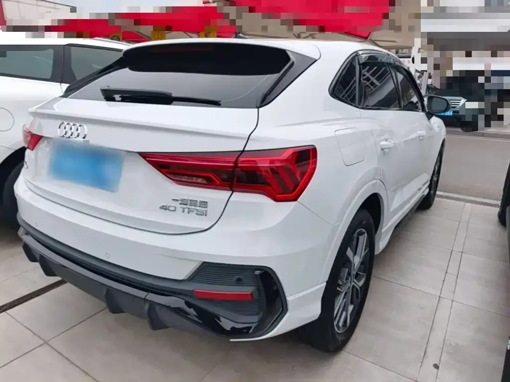 Audi Q3 Sportback — фото 9