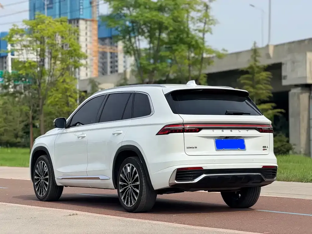Geely Xingyue L — фото 4