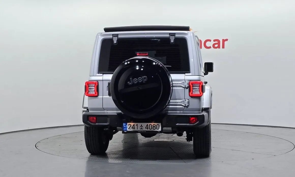 Jeep Wrangler — фото 2