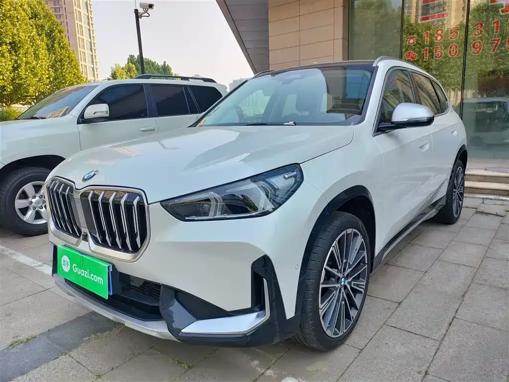BMW X1 — фото 5