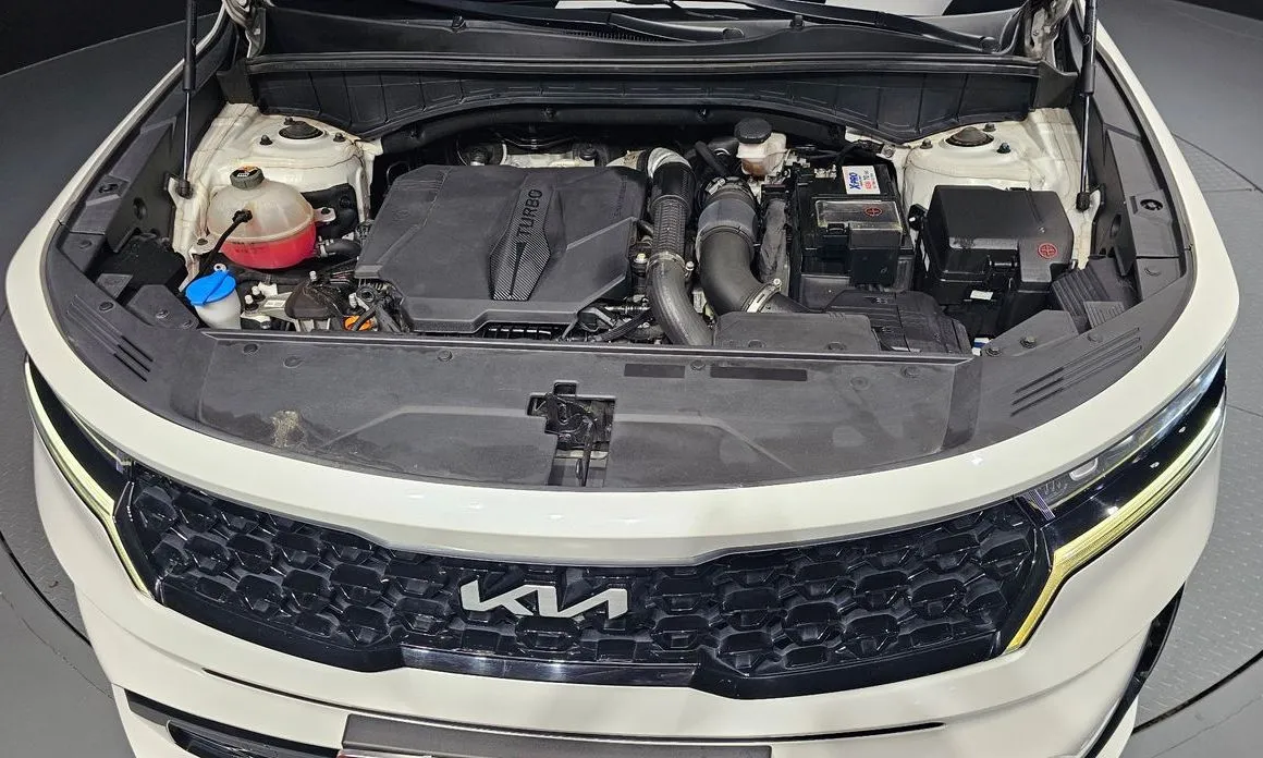 Kia Sorento — фото 6
