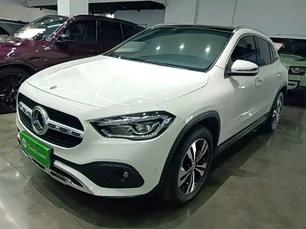 Mercedes-Benz GLA — фото 6