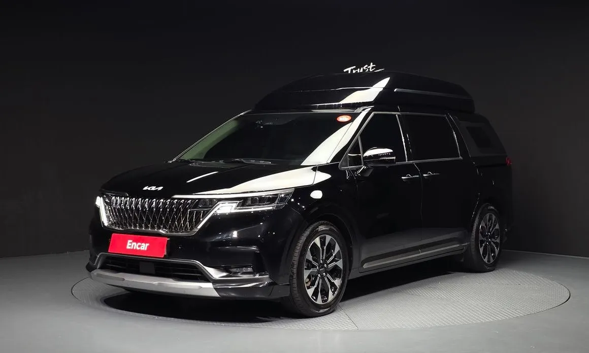 Kia Carnival — фото 1