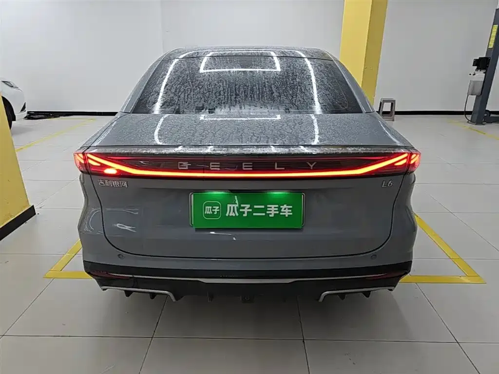 Geely Galaxy L6 — фото 10
