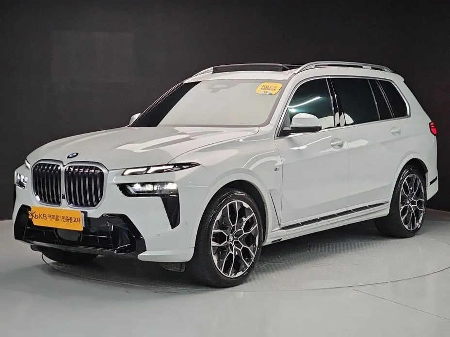 BMW X7 — фото 1