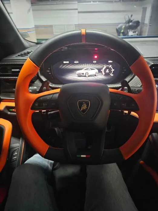 Lamborghini Urus — фото 2