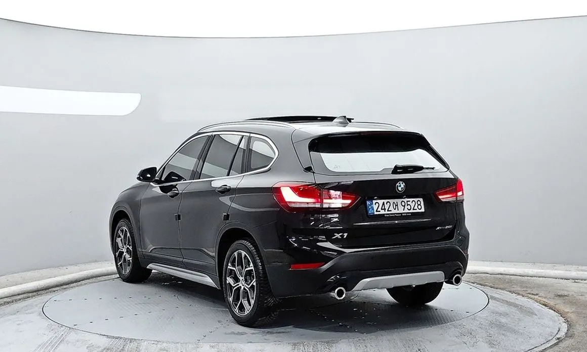 BMW X1 — фото 2