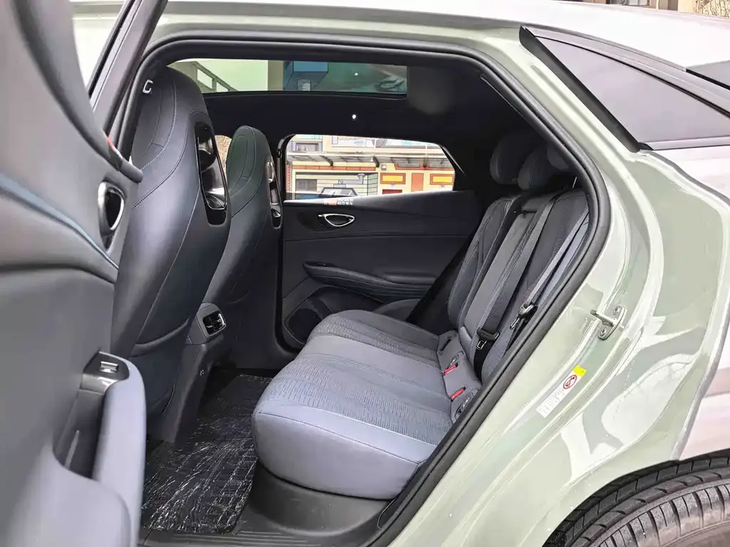 BYD Seal 06GT — фото 3