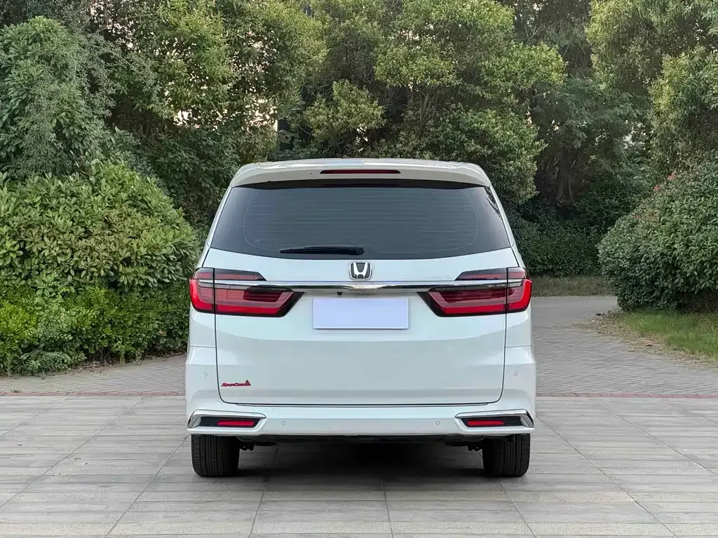 Honda Odyssey — фото 7