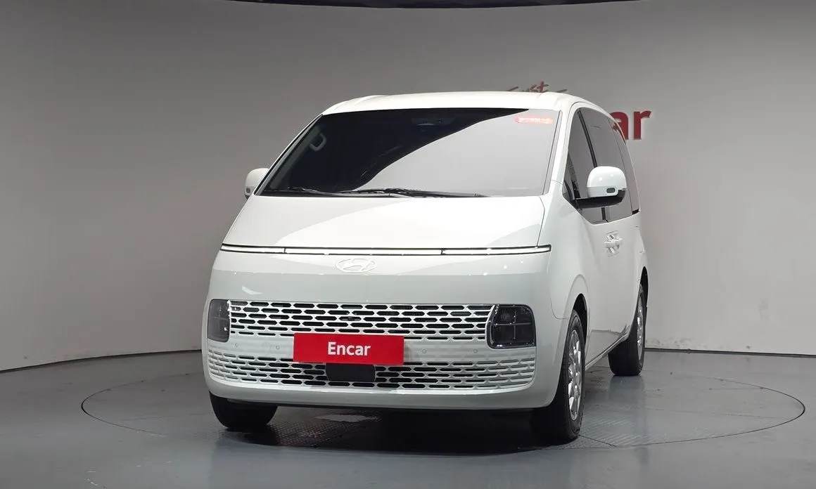Hyundai Staria — фото 2
