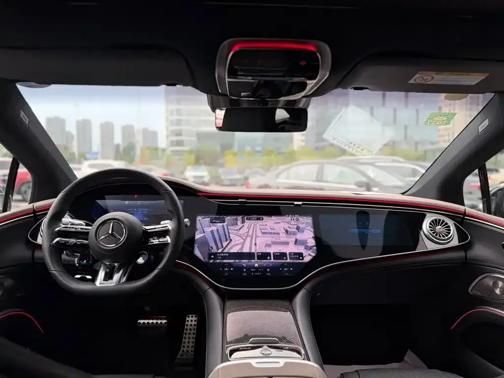 Mercedes-Benz EQS AMG — фото 2
