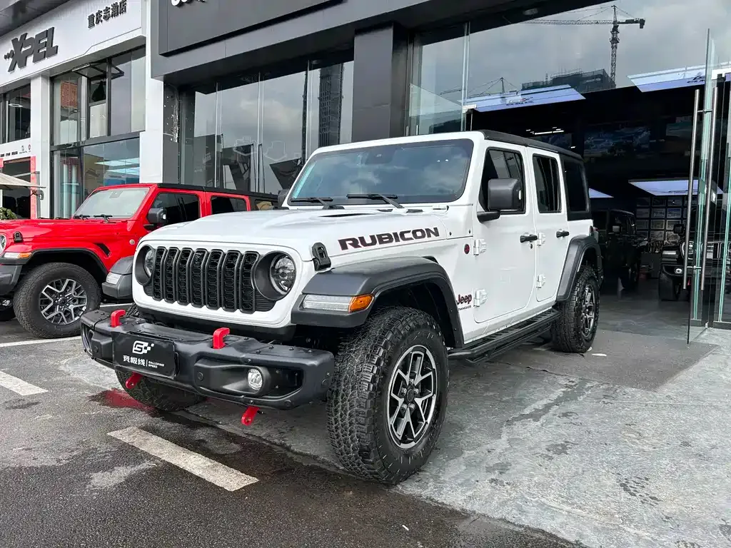 Jeep Wrangler — фото 1