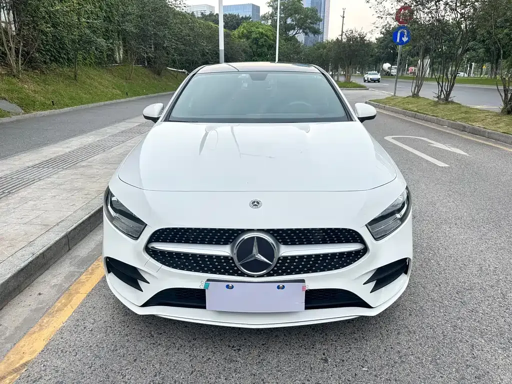 Mercedes-Benz A-Class — фото 1