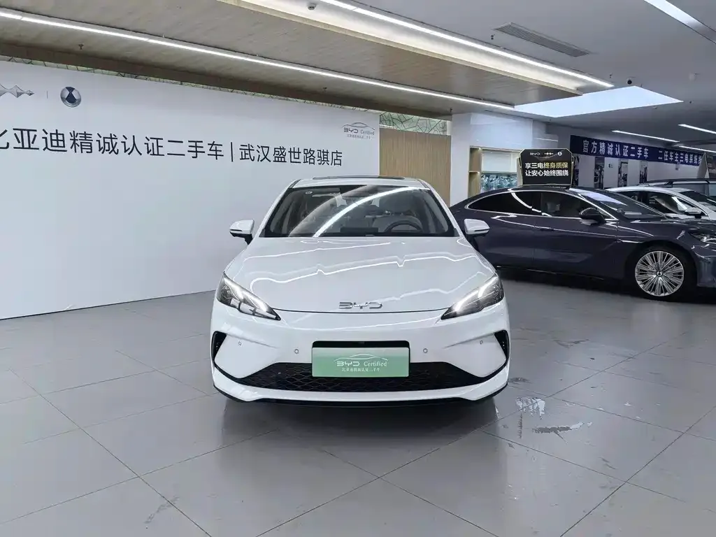 BYD Seal 05 DM-i — фото 7
