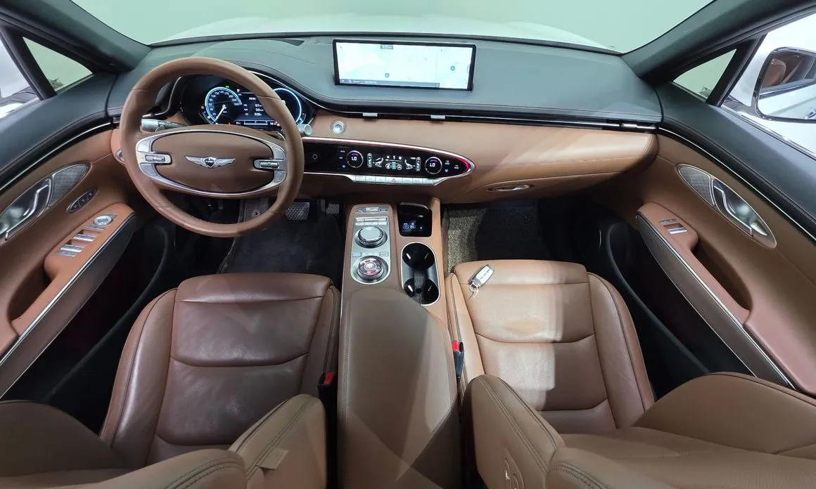 Genesis GV70 — фото 10