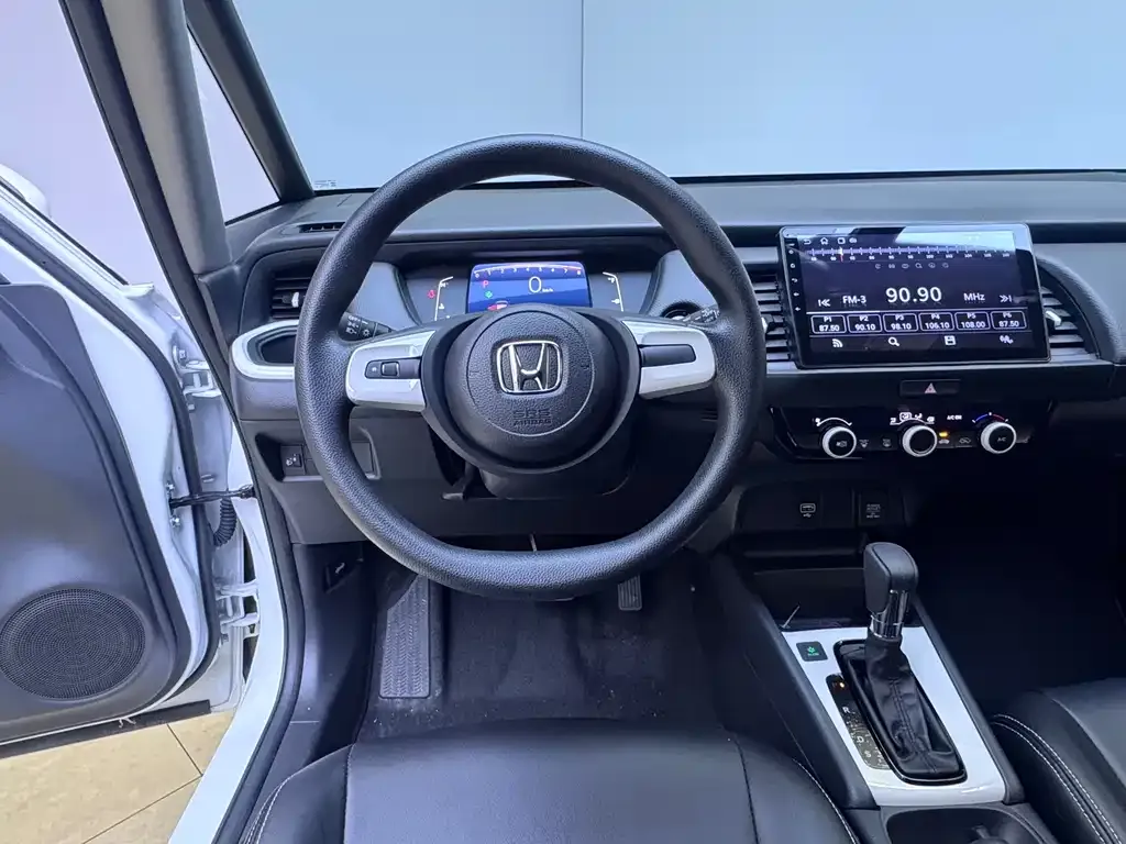 Honda Fit — фото 7