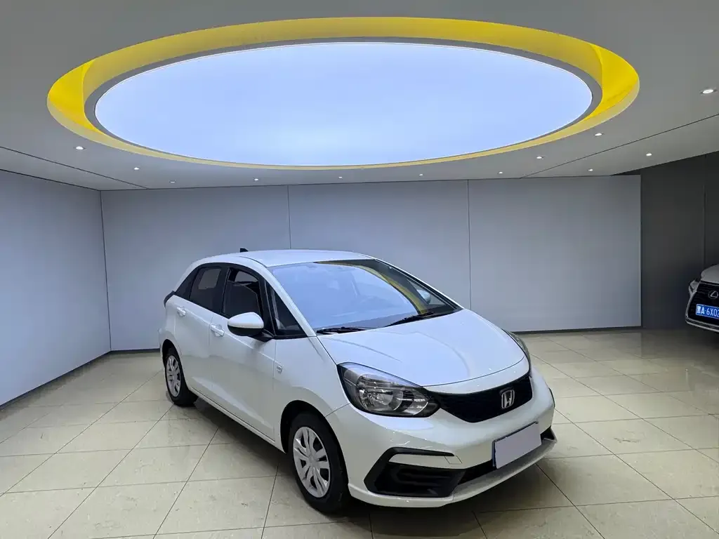 Honda Fit — фото 5