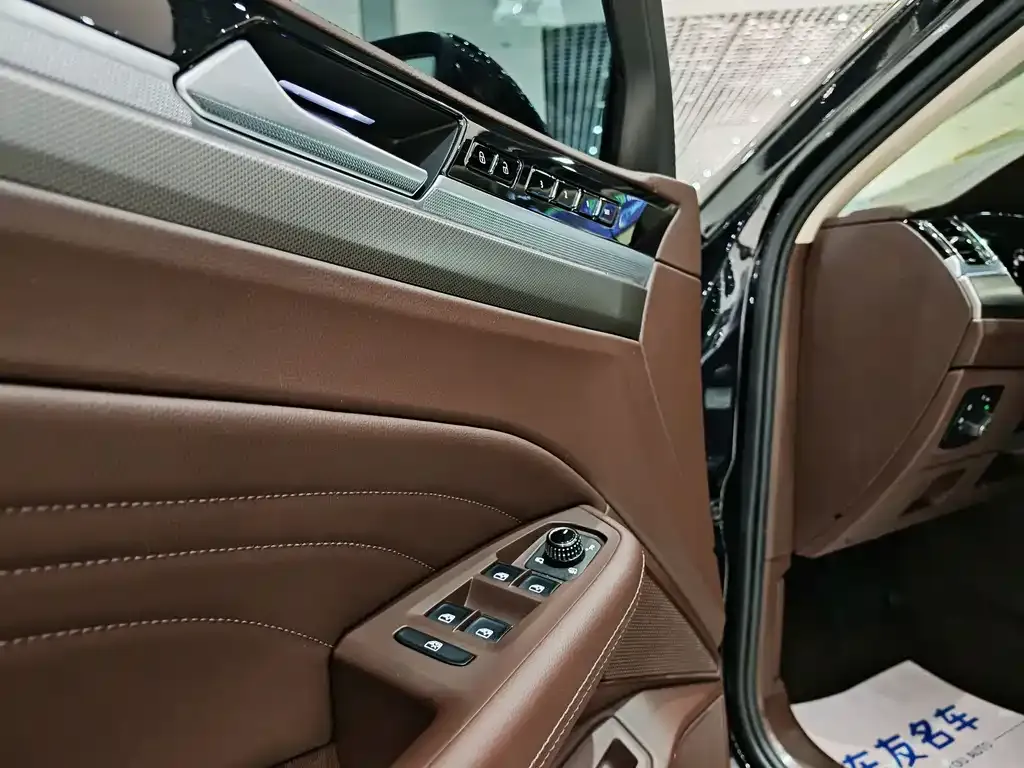 Volkswagen Phideon — фото 4