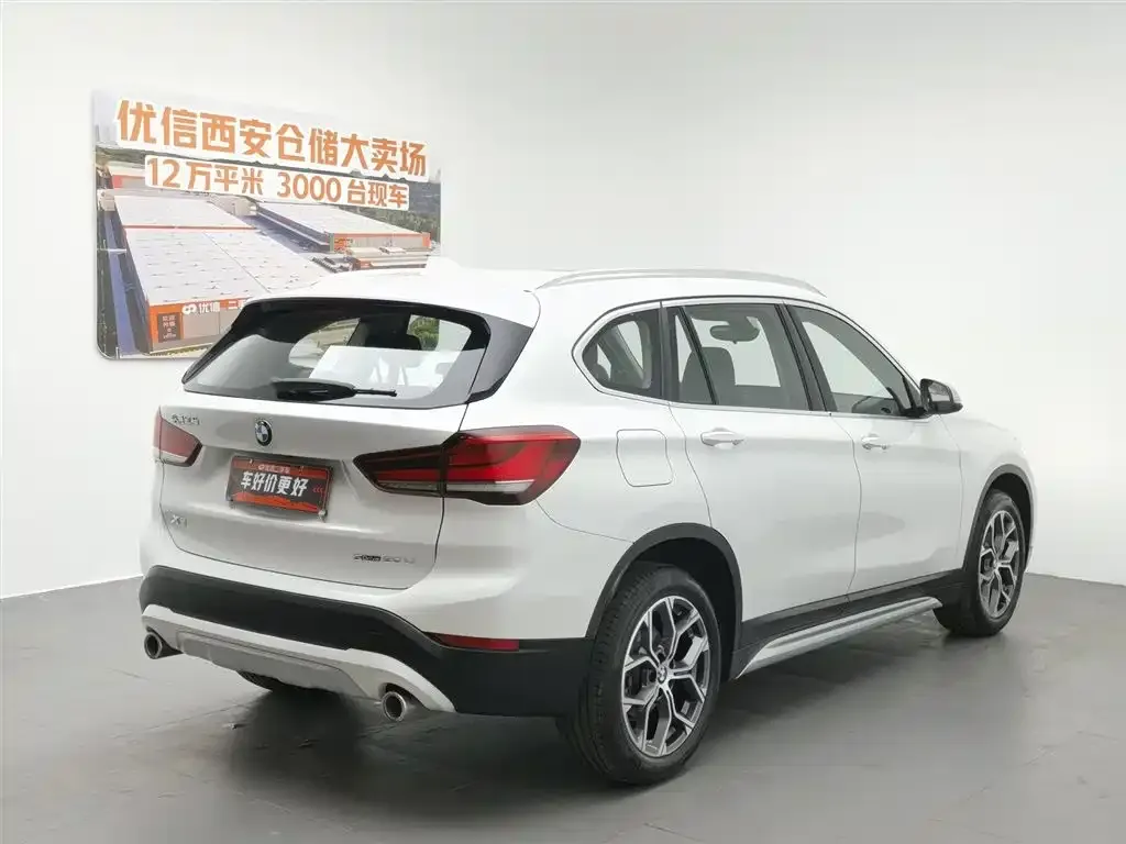 BMW X1 — фото 10