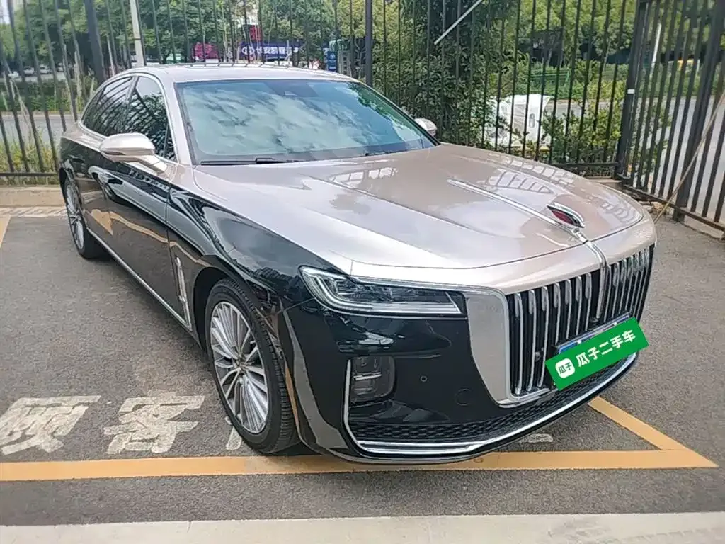 Hongqi H9 — фото 8