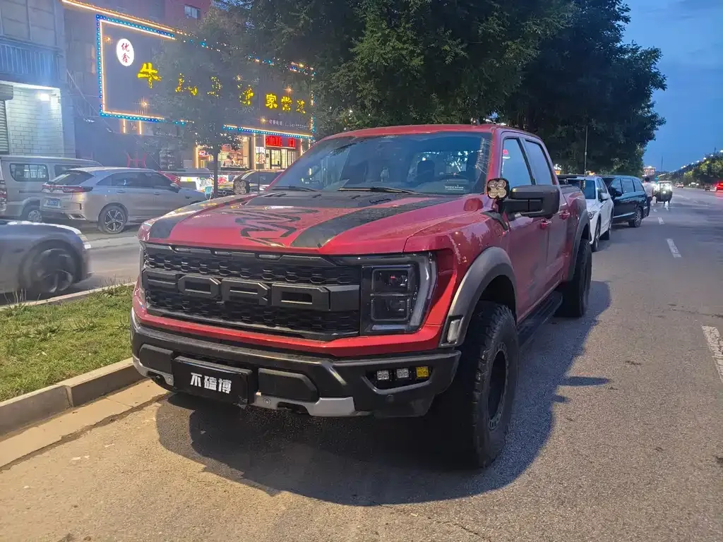 Ford F-150 Raptor — фото 1