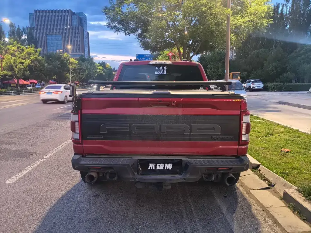 Ford F-150 Raptor — фото 8