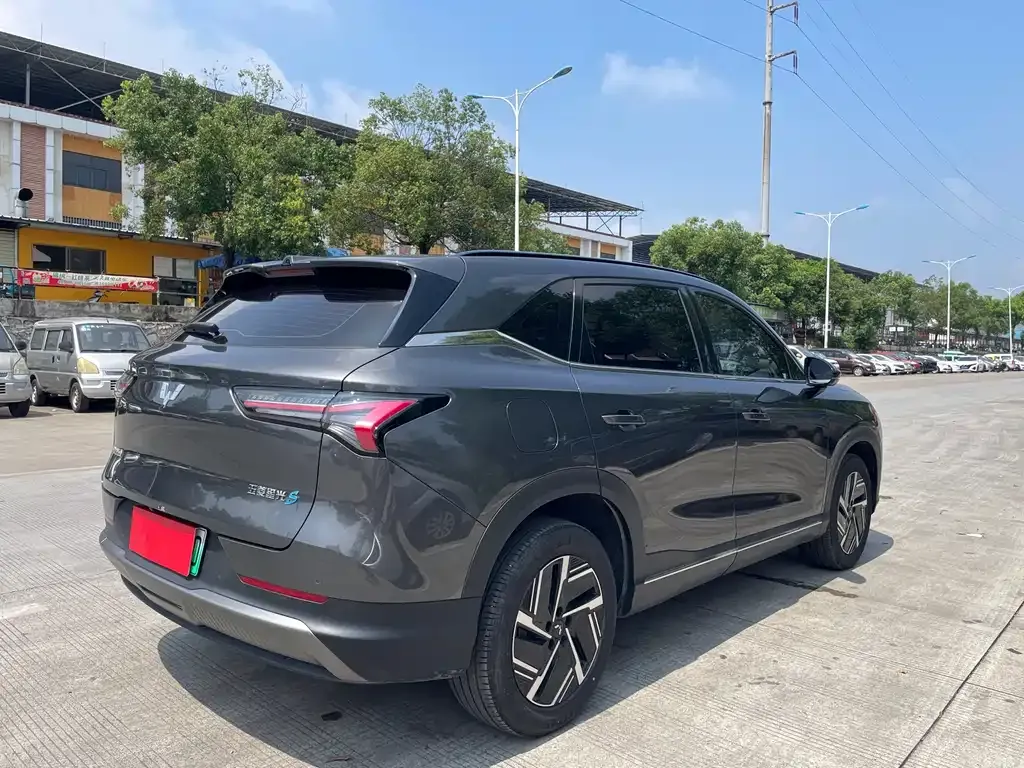 Wuling Xingguang S — фото 4