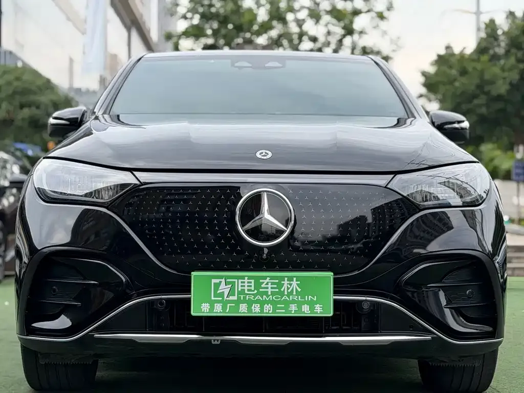 Mercedes-Benz EQE SUV — фото 2