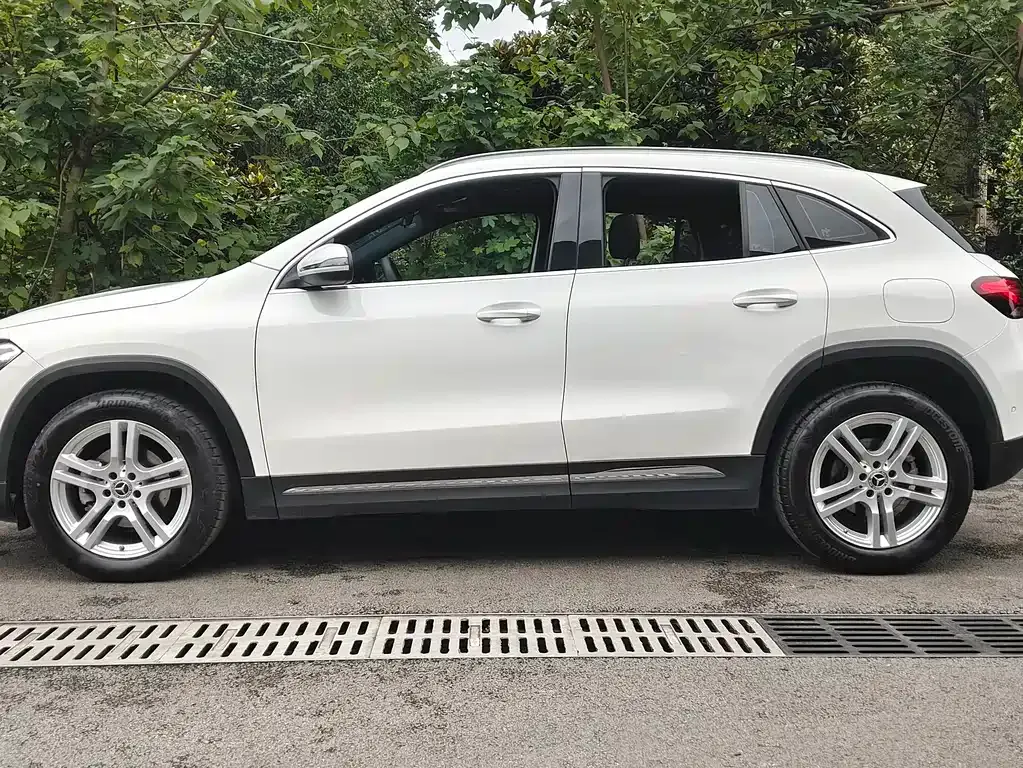 Mercedes-Benz GLA — фото 8