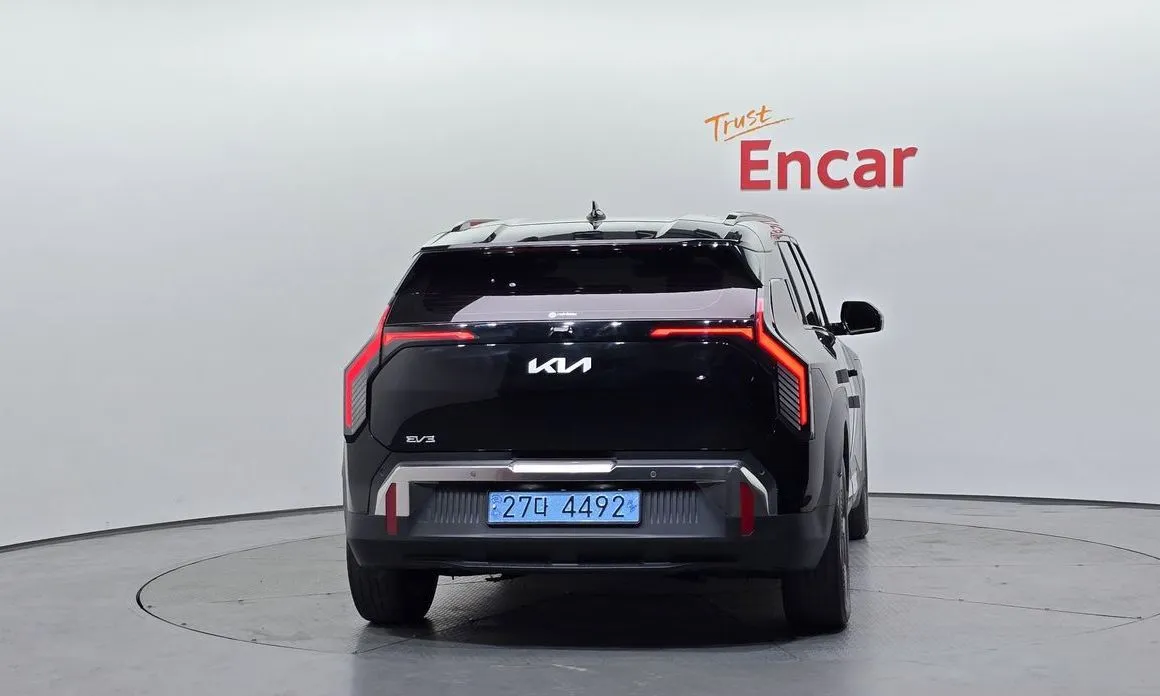 Kia EV3 — фото 5